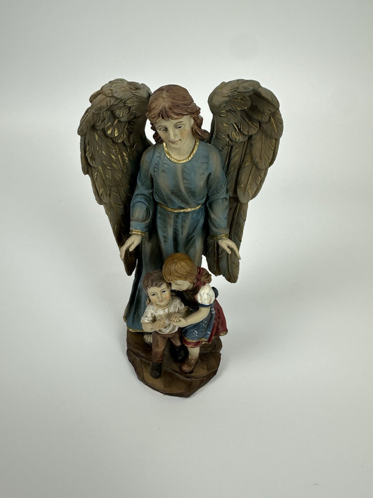Schutzengel Figur mit Zwei Kindern
