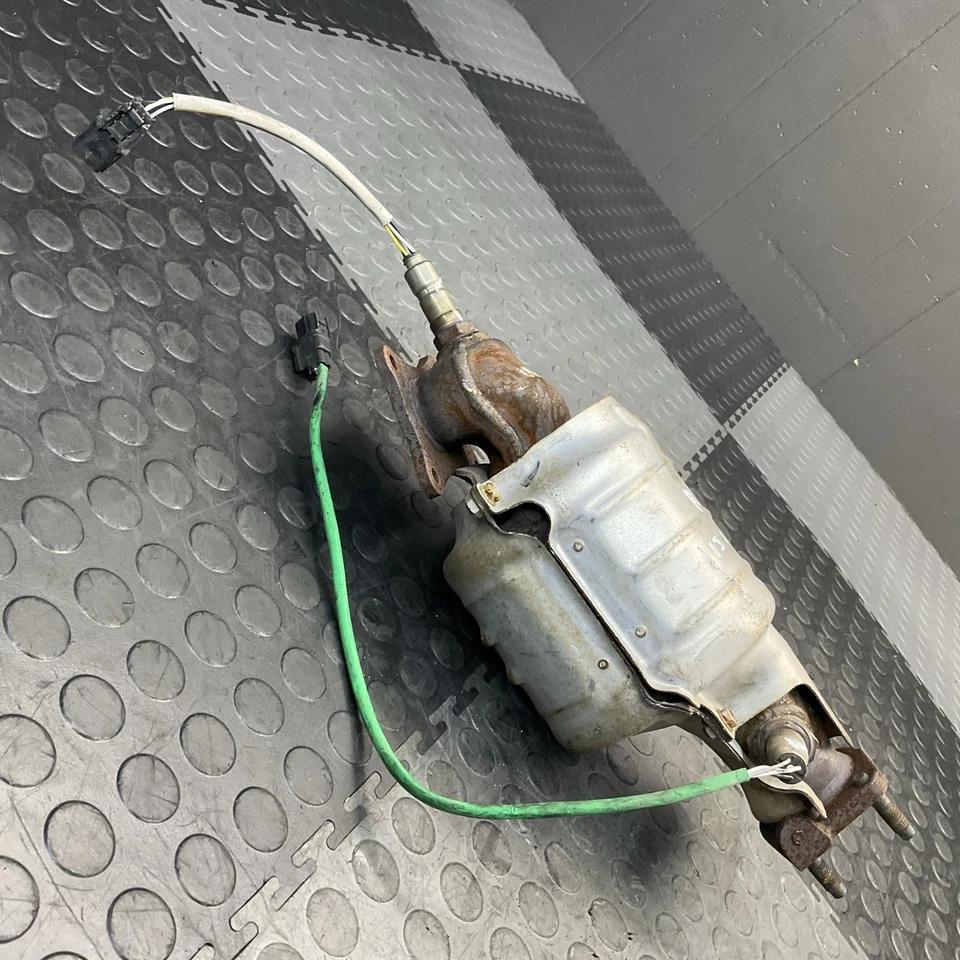 Convertidor catalítico trasero Honda Odyssey 2013-2017 sistema de escape OEM Foto 3 de 4