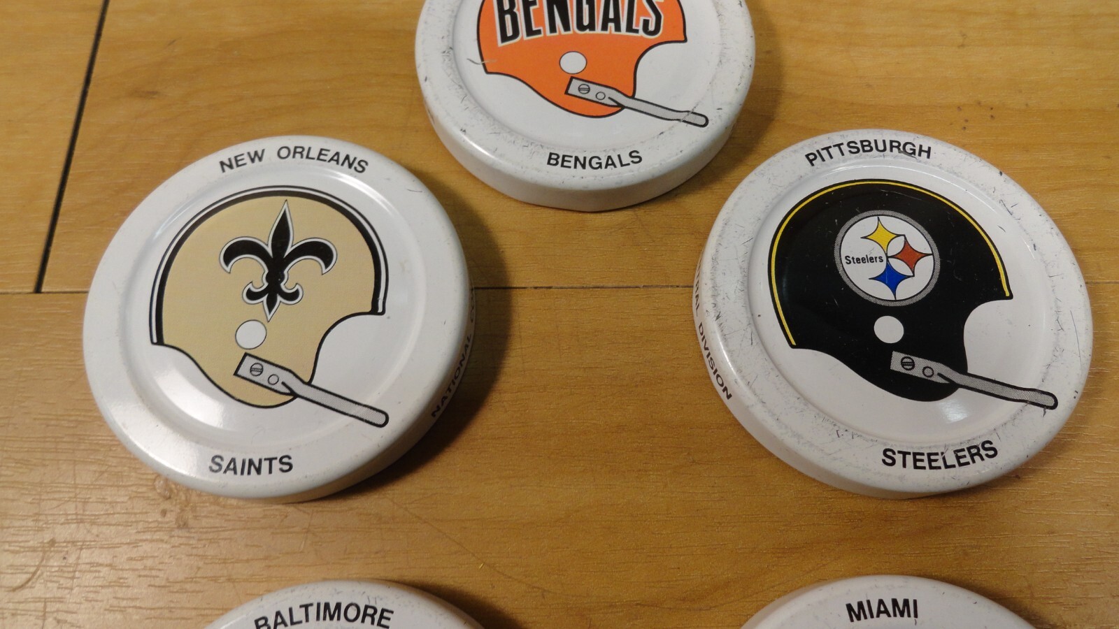Gatorade NFL Glass Bottle Caps Lids 1970s eBay