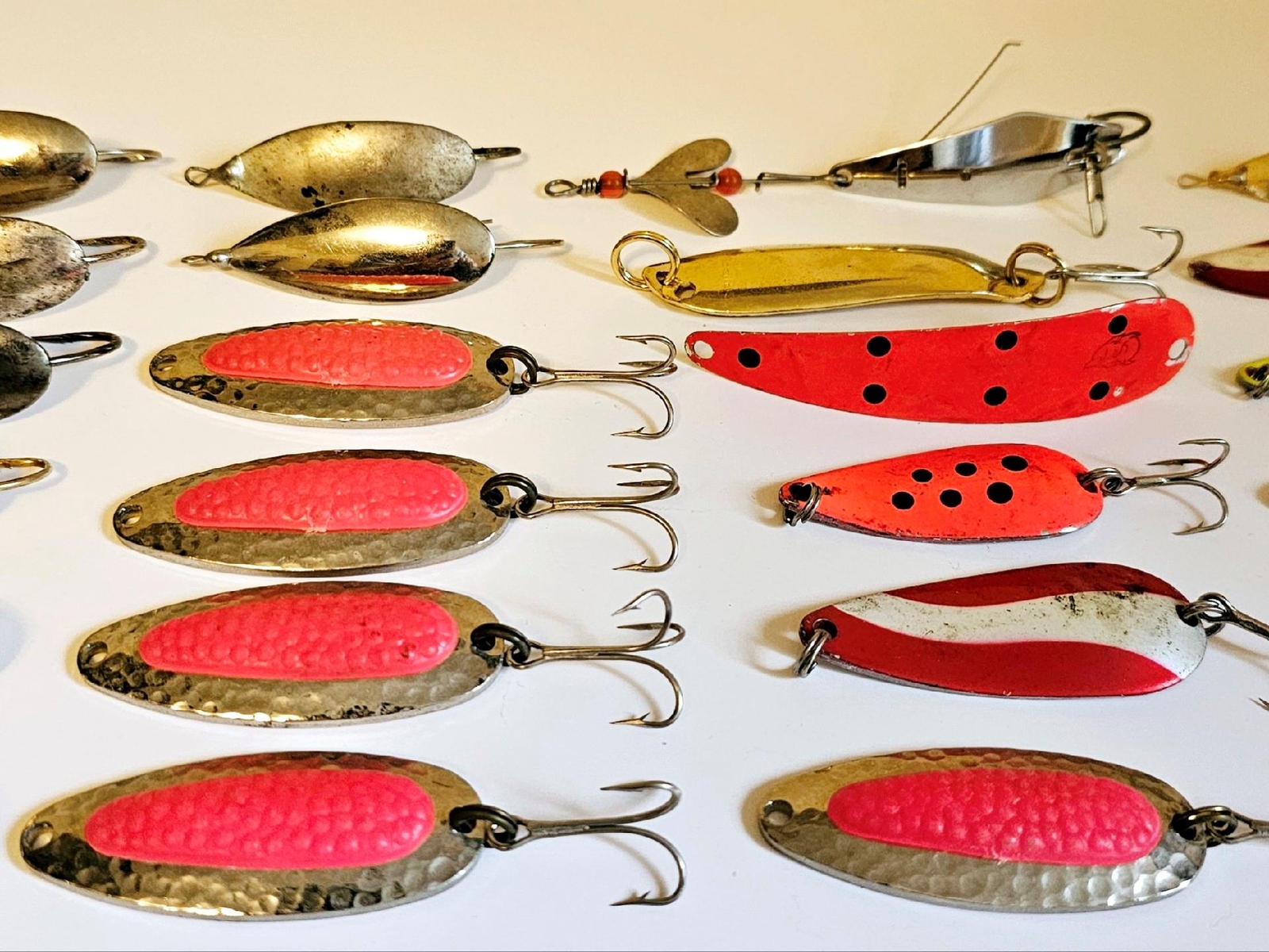 (Lot of 32) Vintage Spoons Different Manufacturers & Styles & Sizes Great Shape! - Image 7