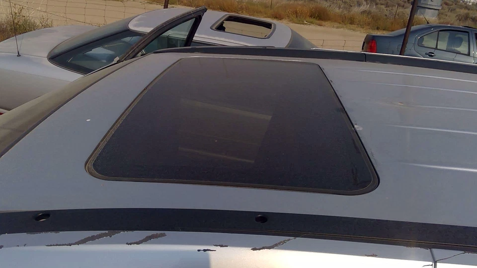 Saturn Vue 2002-2007 techo corredizo vidrio OEM ventana superior Foto 4 de 4