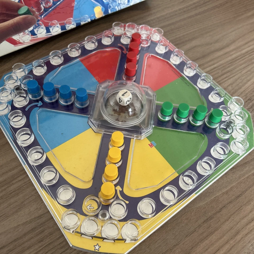 MB Hasbro Frustration Board Game - vintage 1986 , family fun - Image 2 of 4