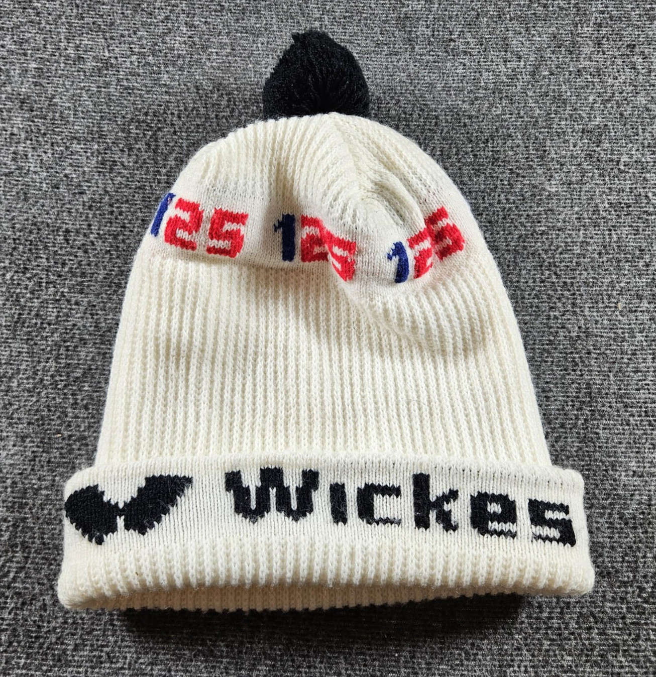 Wickes Hat Beanie Knit One Size White Mens Pom Pom 125 Logo Winter Stretch Warm