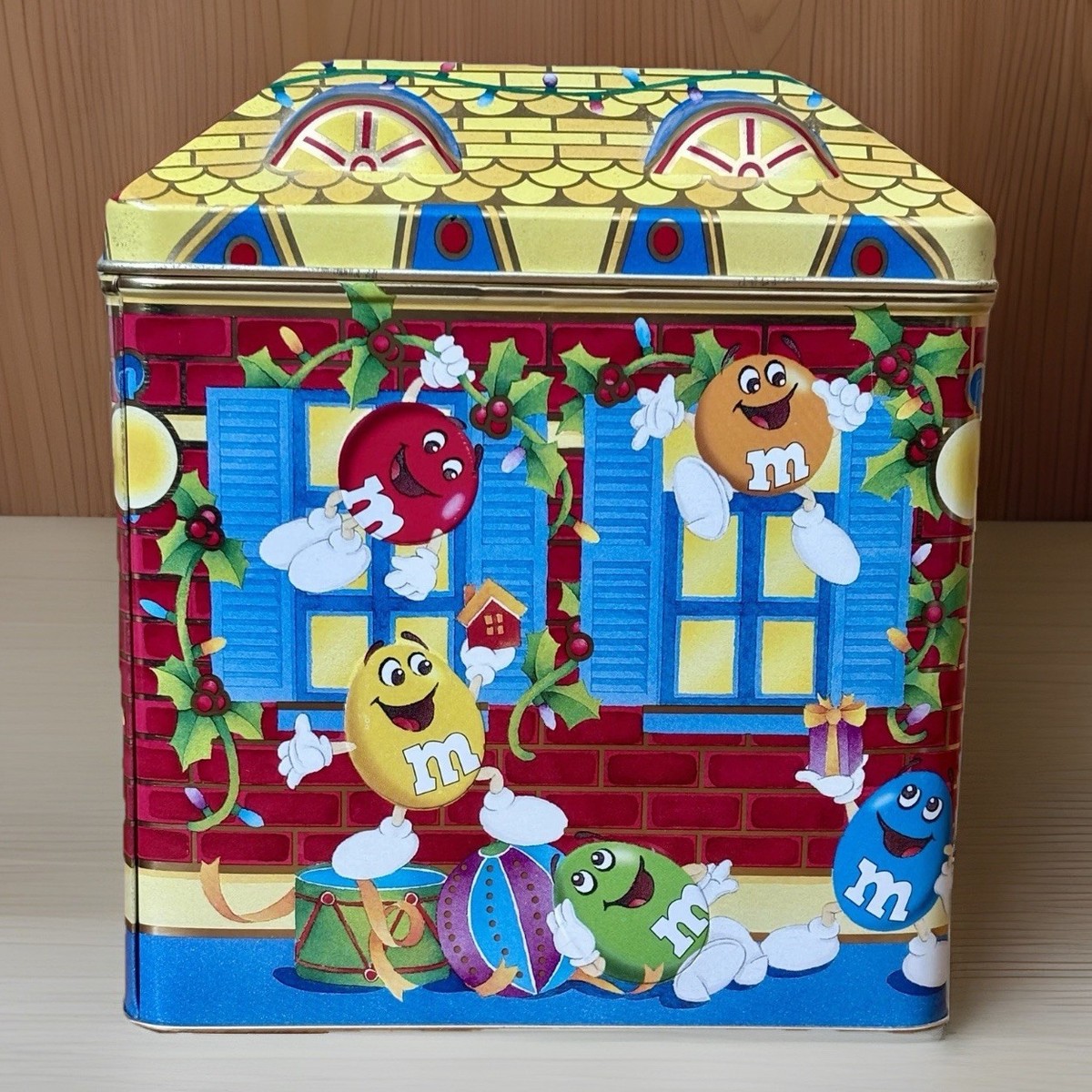 Christmas M&M Tin Number 03 Canister Series 1996 Collectible