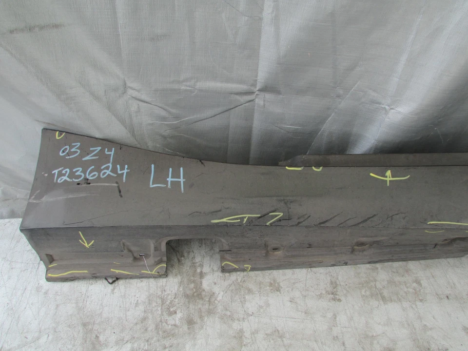 2003-2008 BMW Z4 ROCKER PANEL SKIRT MOLDING COVER LEFT RIGHT 51717016529 OEM - Image 2 of 4