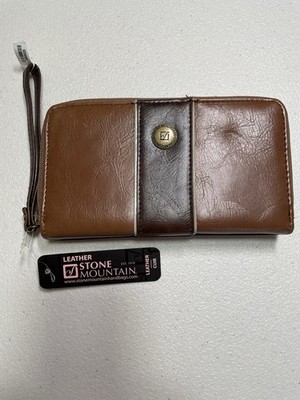 Stone Mountain Women's Leather Wristlet Wallet Brown Wrist Strap Folding NWT