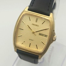 Seiko 7N48 5000 Watch Spirit Square Day Date Gold Stainless Steel Mens