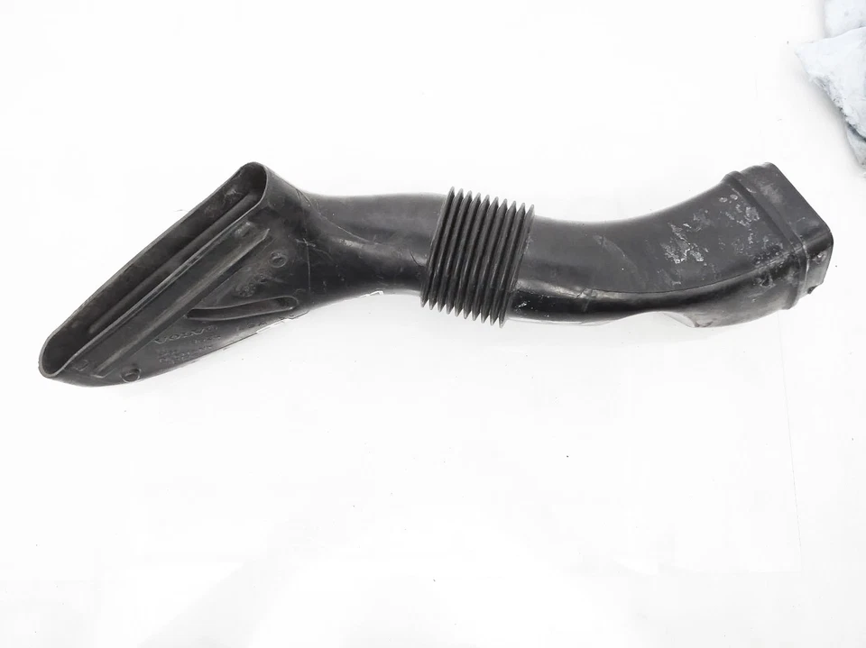 Tubo de entrada de aire Volvo V70 2001-2007 8638624 *paquete turbo* Foto 2 de 4