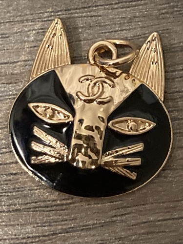 CHANEL CAT buttons Zipper Pull NEW! 25mm Black Gold - Picture 4 of 5