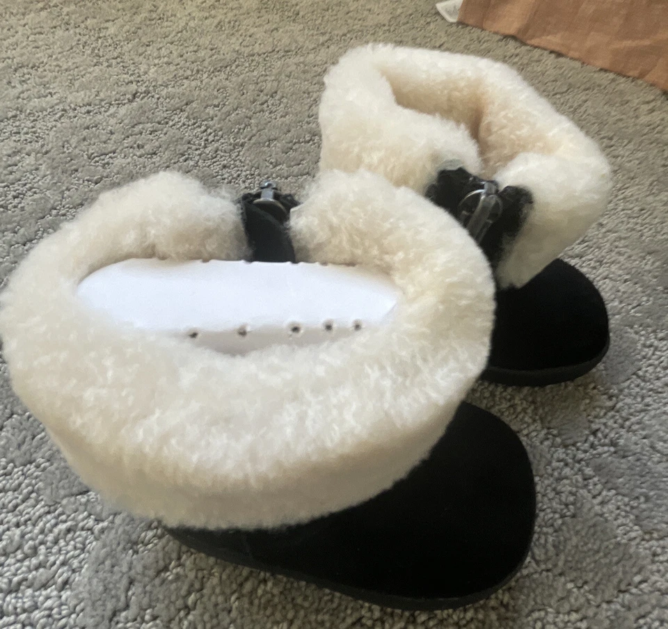 ugg bota bebé 2/3 Foto 2 de 3