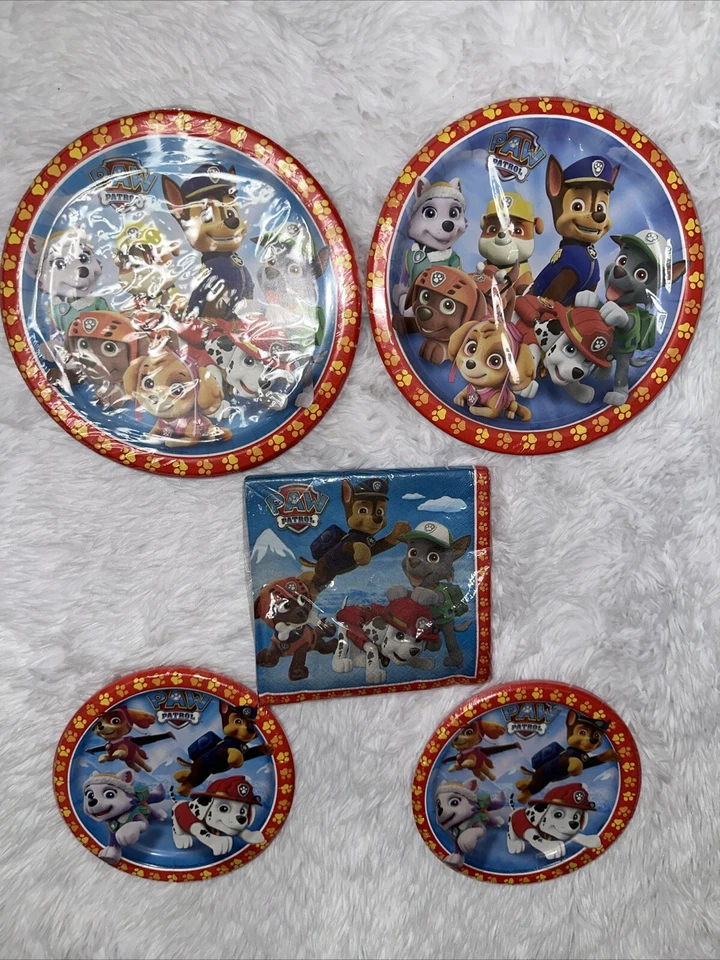 Paw Patrol Cumpleaños Suministros Decoraciones Fiesta Kit 16 Servilletas y Platos NUEVO Foto 3 de 4