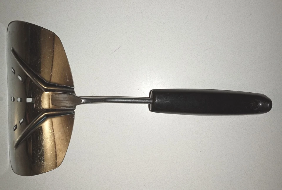 Vtg Foley Wide Slotted Stainless Steel Curved Spatula, 10", Used. - Image 2 of 3