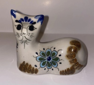 Mexican  Clay Cat Tonala Jalisco Region Hand Painted
