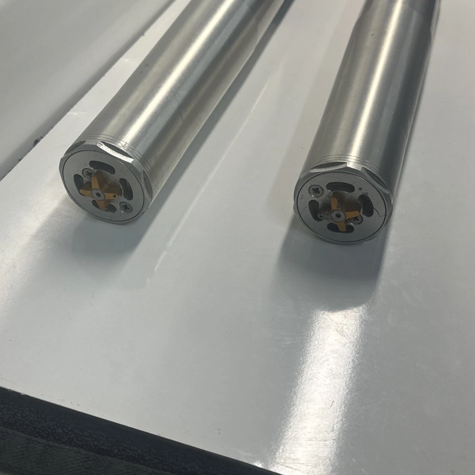 Horquillas KTM 300XC 2012 suspensión delantera aceite fresco y sellos 0 horas 14187L7501 Foto 4 de 4