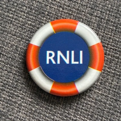 RNLI Charity Lifeboat Institute Vintage 1980s Pin Badge.  30mm.  - Image 1 of 4