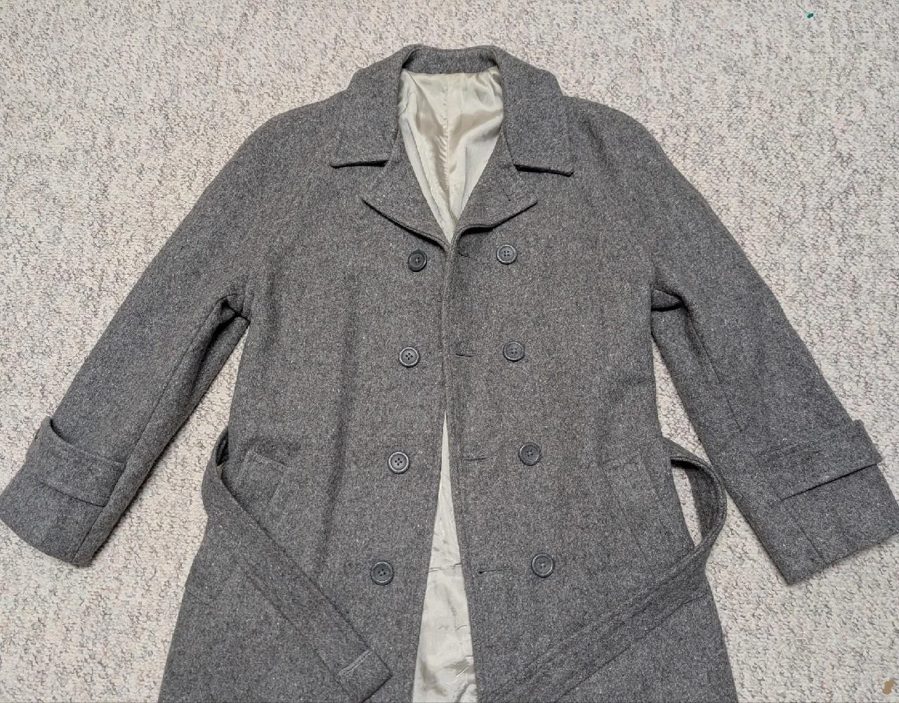 vintage USA made OVERCOAT polo style BELTED raglan 36 gray wool TWEED fleck XS image 6