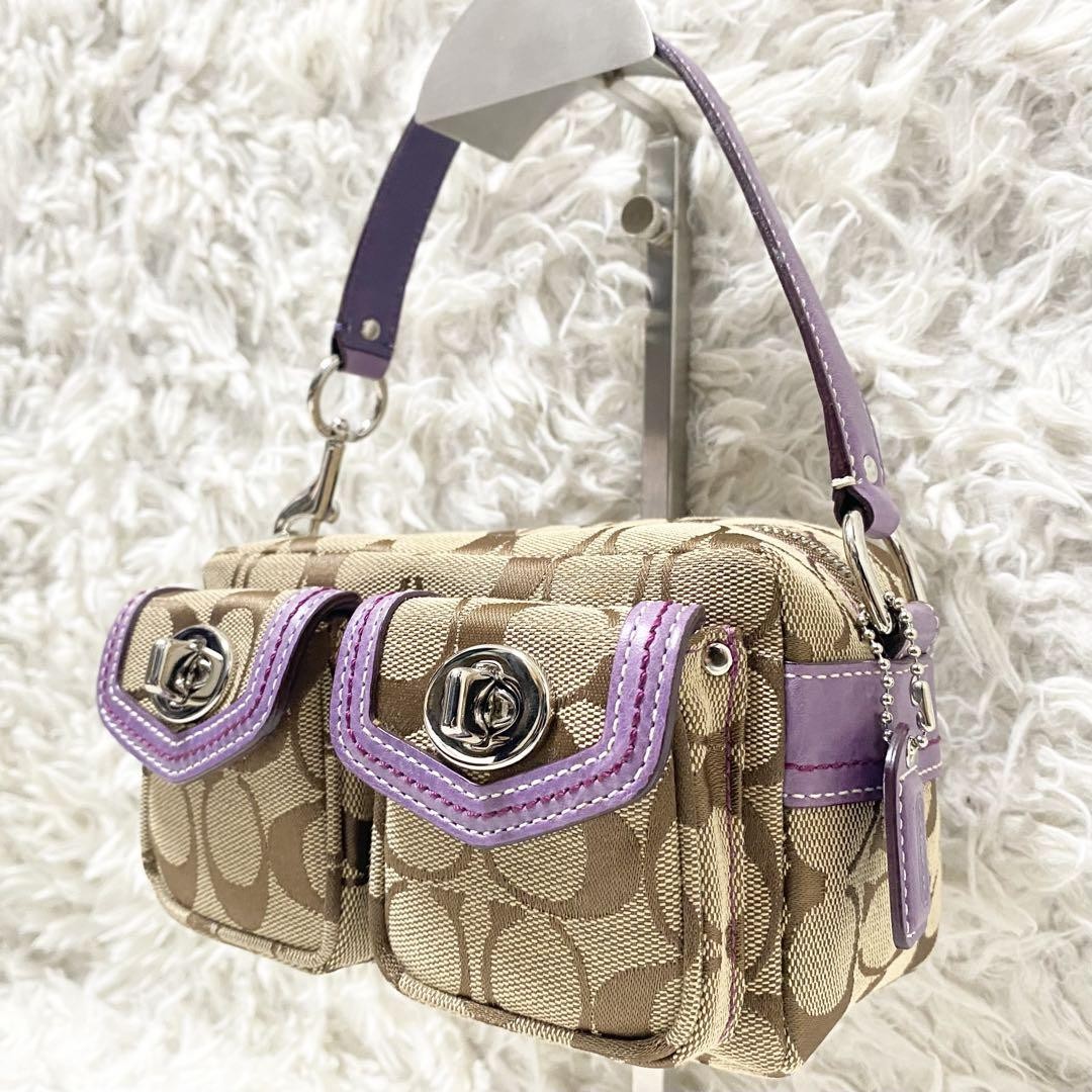 【希少】 COACH Signature Accessory pouch Rare COACH Signature Legacy Turnlock Mini Bag Accessory