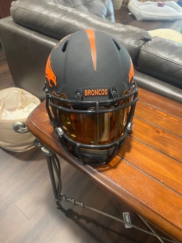 John Elway Signed Denver Broncos F/S Eclipse Speed Helmet - Beckett W *Orange