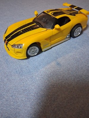 Transformers Alternators 18 Autobot SUNSTREAKER Dodge Viper Complete Hasbro 2005