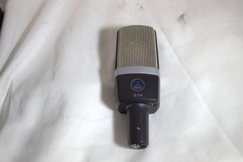 AKG C214 Professional Large Diaphragm Condenser Microphone w/ Carrying Case - Picture 3 of 14