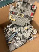 LEGO Star Wars: Millennium Falcon (7965) Used With Instructions