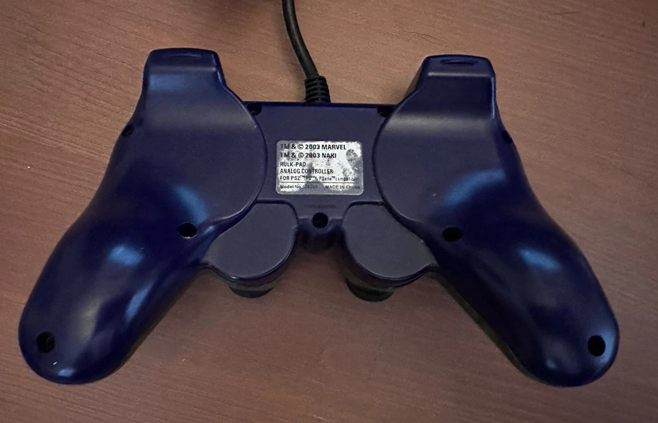 Naki The Incredible Hulk-Pad for PS2 Sony Playstation Wired Analog Controller - Image 2 of 4