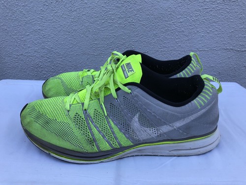 flyknit trainer volt