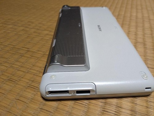 SONY VAIO Type P VGN-P70H peridot White Intel Atom Z520 RAM 2GB From Japan - Picture 4 of 7