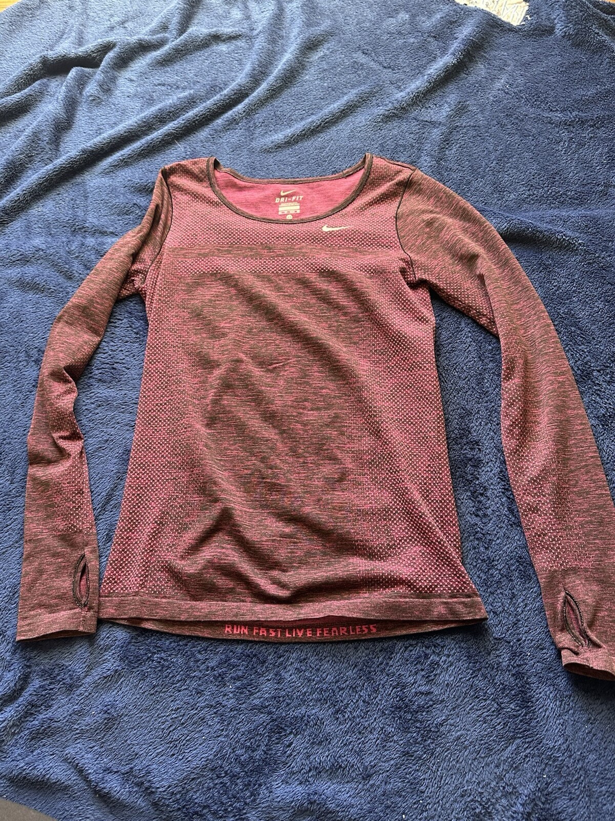 Womens Size XS Nike Dri Fit Athletic Long Sleeve Shirt