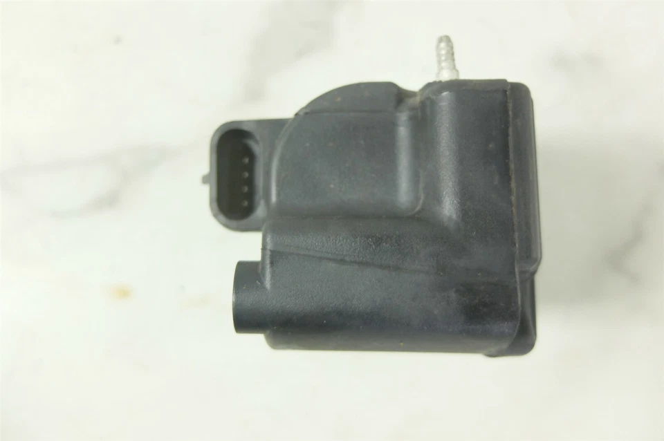 09 Harley Dyna Super Glide Custom FXDC ignition coil pack - Image 4 of 4