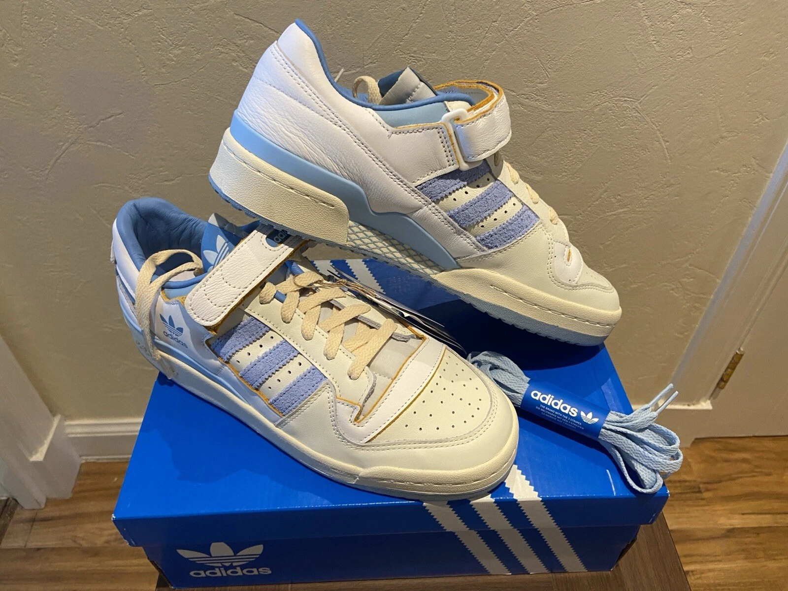 Adidas Forum 84 LG UK taglia 10 GZ1893 PREZZO AL PUBBLICO £110