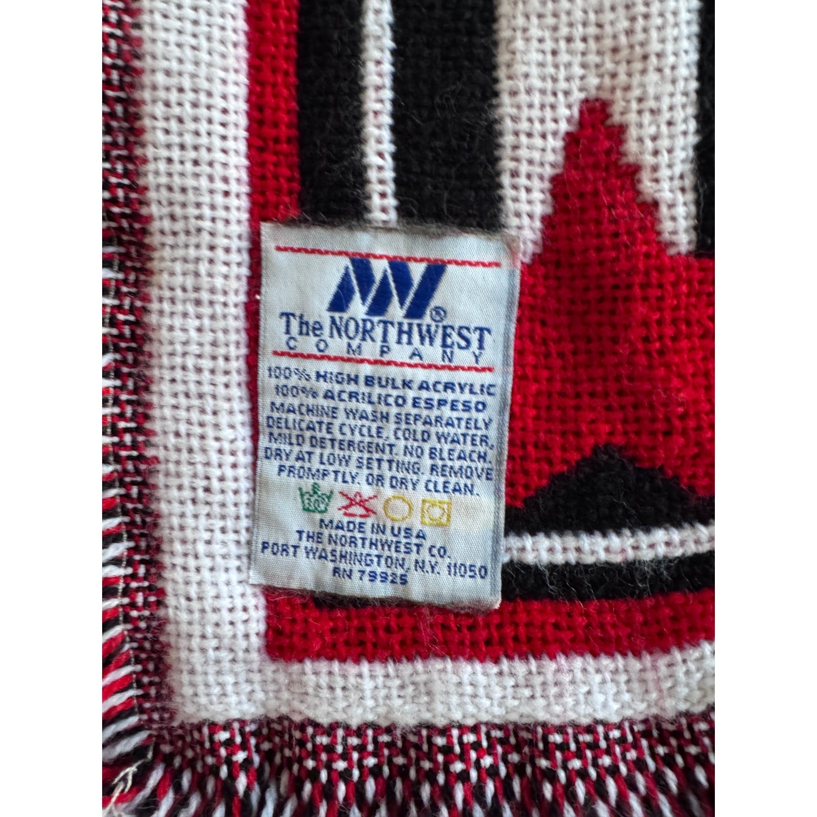 The Northwest Company NHL Detroit Redwings Black Heavy Acrylic Blanket 6' x 4'