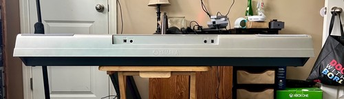 Yamaha YPG-235 Electronic Keyboard Synth w/Sustain Pedal Tested WORKS - Picture 6 of 11