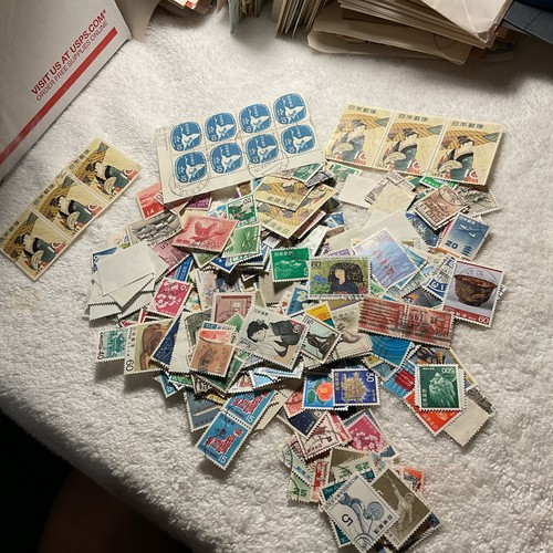Japan-(-1920-1960’s-)-HISTORICAL EVENTS-LOT OF 300 + OLD STAMPS-USED- #430