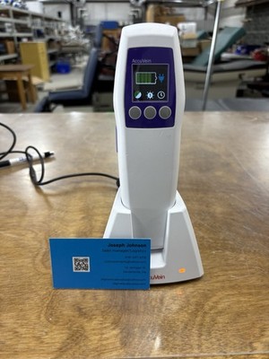Accuvein Av500 Portable UV Light Vein Finder with Charger - Works Great