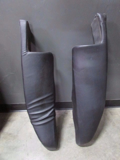 Maserati M139 Quattroporte, Rear Seat Assembly, Black w/ Gray Piping, Used