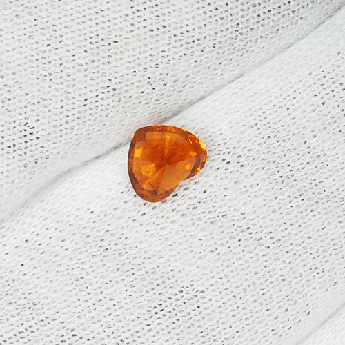 0.92Cts Mejor Brillo Coca Naranja Espesatita Natural Granate Corazón..!!! - Imagen 2 de 2