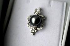 18KTW 12MM AAAA South Sea/Akoya Pearl/Diamonds Pendant   NEW