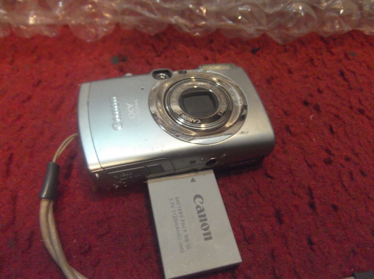 Canon PowerShot IXY Digital 800 IS 6.0MP 4x Digital Camera Canon PowerShot IXY Digital 800 IS 6.0MP 4x Digital Camera