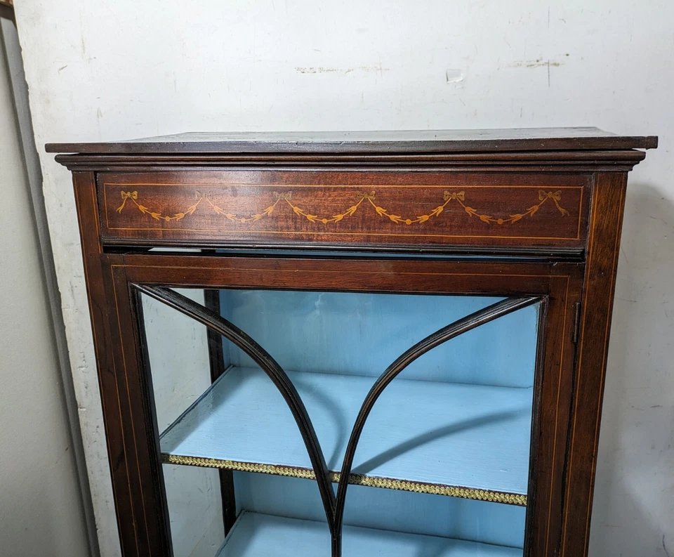 Antiguo gabinete de exhibición de curiosidades de vidrio eduardiano de caoba Queen Anne Chippendale Foto 2 de 4