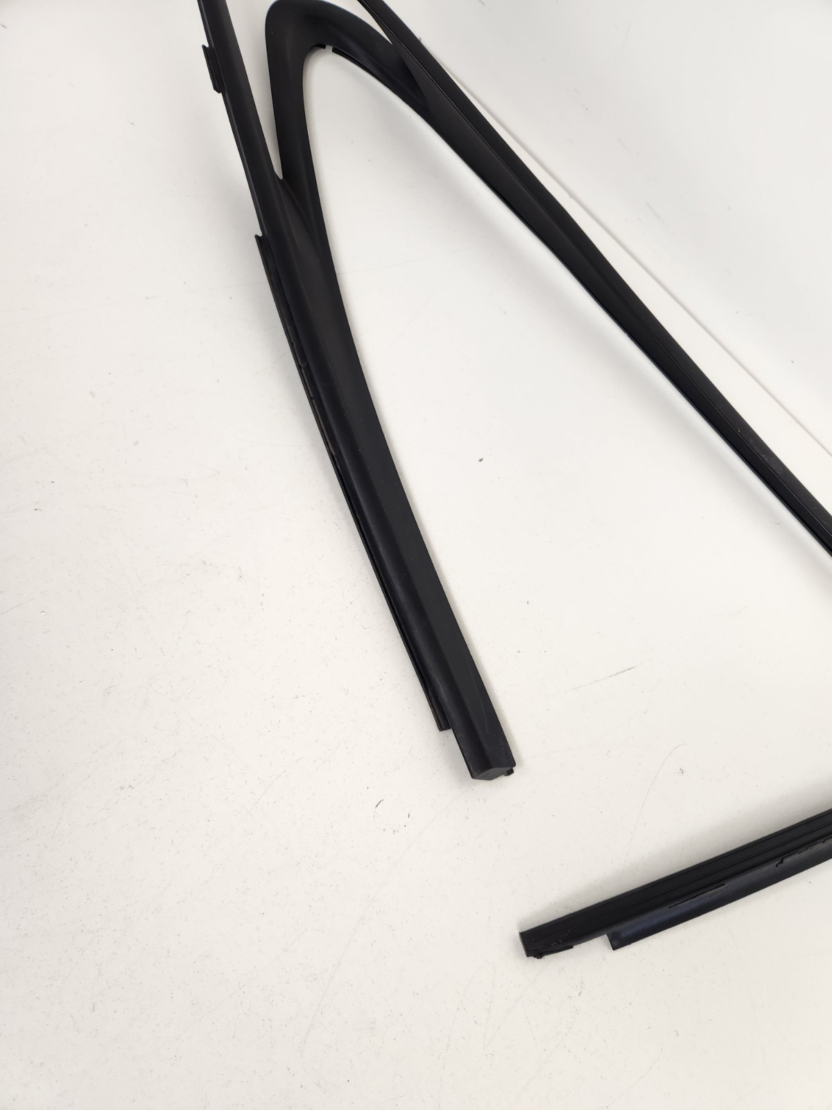 McLaren MP4-12C 2012-2014 Right Quarter glass