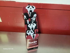 GHOST FACE ~ Icon of Halloween ~ 6 Pair ~ CREW SOCKS ~ Men Size 8-12 ~ Bioworld