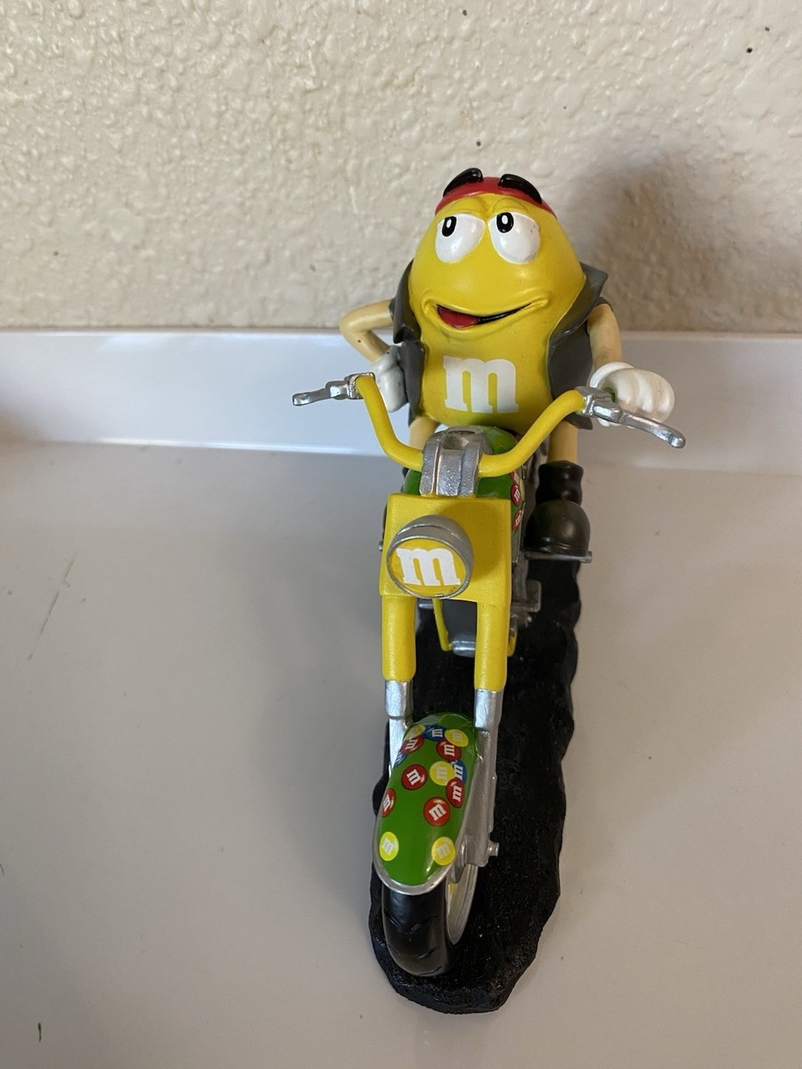 M&M'S YELLOW CANDY RESIN FIGURINE REBEL RIDER ONE SWEET RIDE