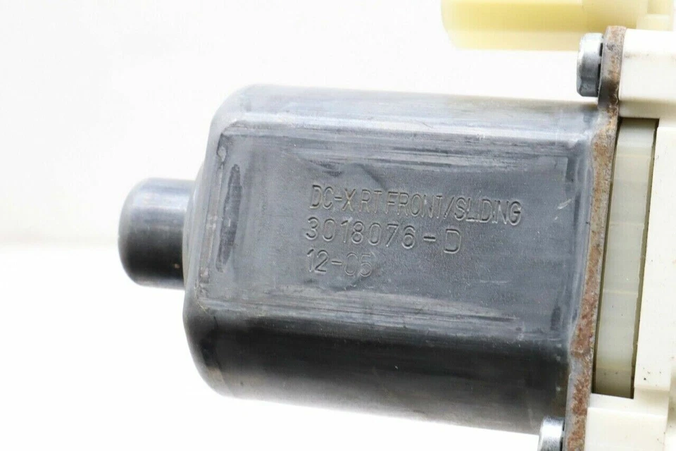 Volkswagen Routan 2012 motor ventana eléctrica puerta corredera trasera derecha fabricante de equipos originales usado Foto 3 de 4