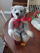 STEIFF Bear FIRST ANNUAL TEDDY BEAR CLASSIC 1992 Disneyland Knopf STEIFF 1992