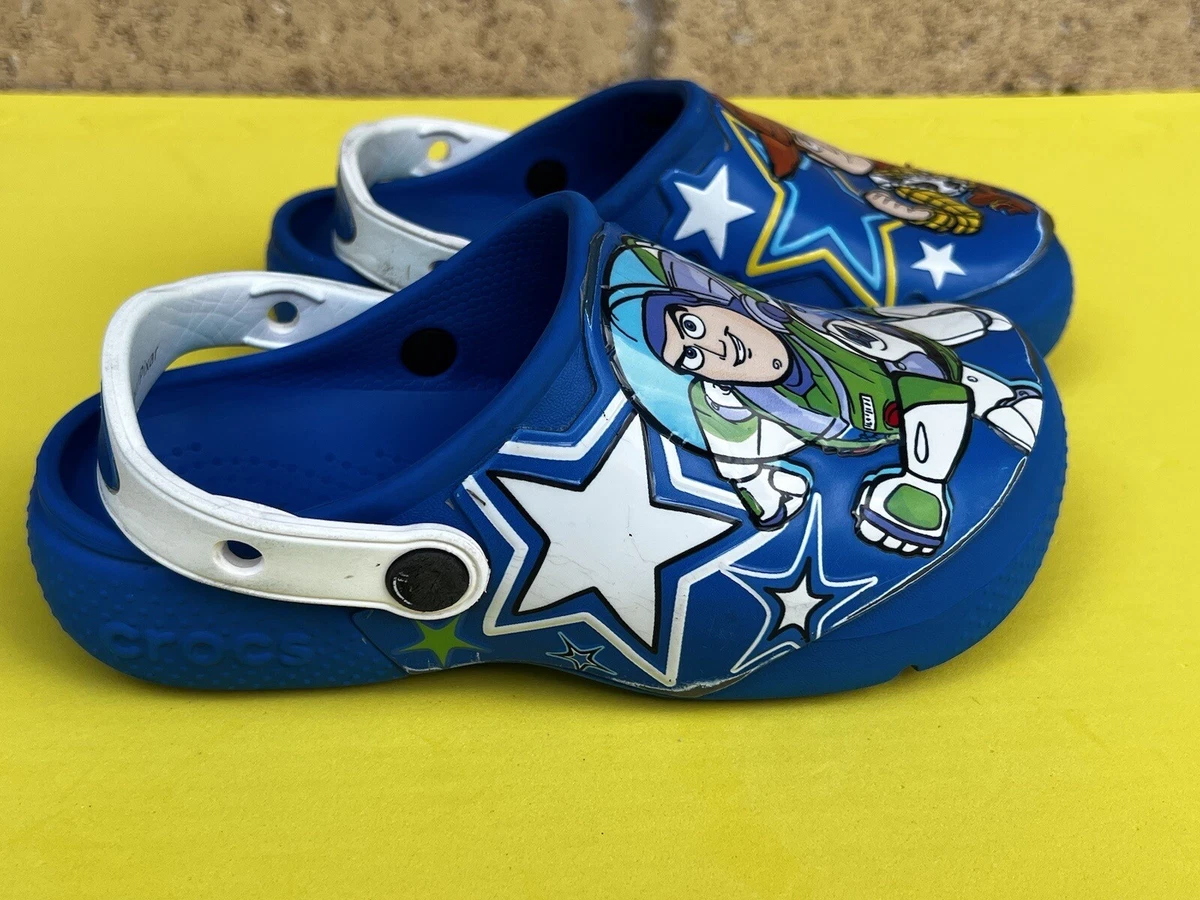Toddler toy on sale story crocs