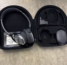 Bose QuietComfort 3 Acoustic Noise Cancelling...