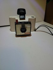 Vintage POLAROID Land Camera Swinger Model 20 with Wrist Strap, Made in USA