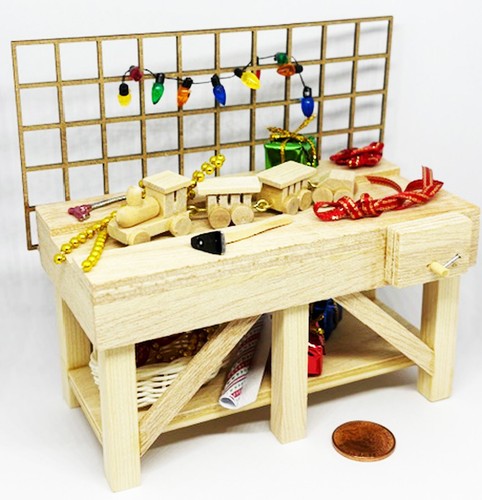 Dolls House Santa Work Bench Christmas Tumdee 1:12 Scale Garden Accessory Xmas