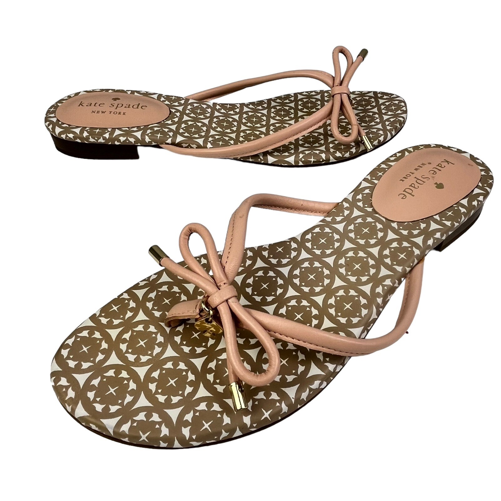 Kate Spade New York Sandals Size 7M Nappa Pale Pink Leather G Charm Thong Bow
